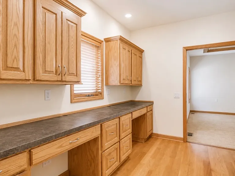 10524 W 49th Pl — Photo 9