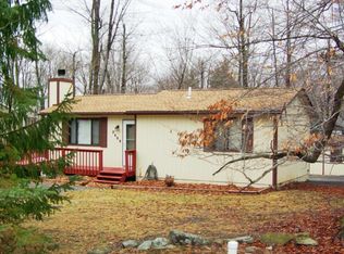 6326 Ventnor Dr, Tobyhanna, PA