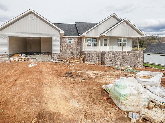 2nd image of 5821 Chester Cir