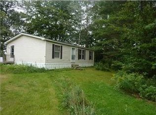 9 Chickadee Ln, Canaan, ME 04924
