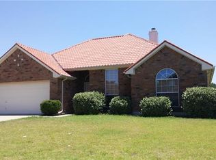 417 Windmill Dr, Lavon, TX 75166