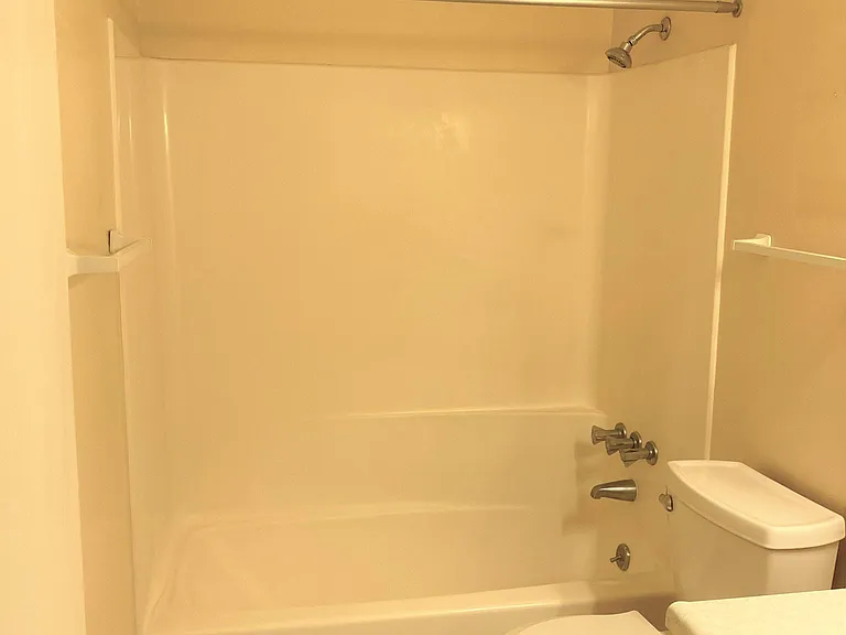 2235 Sunderland Rd #95C — Photo 6