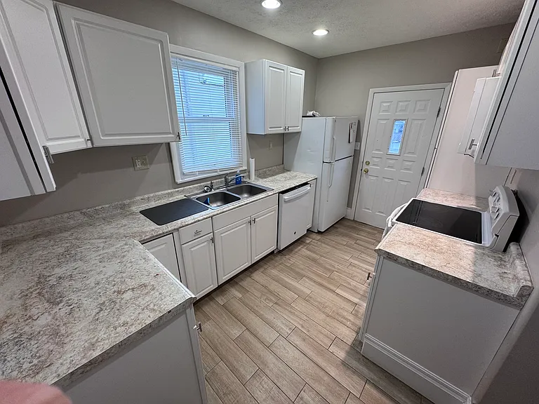 3515 Dewey Ave — Photo 12