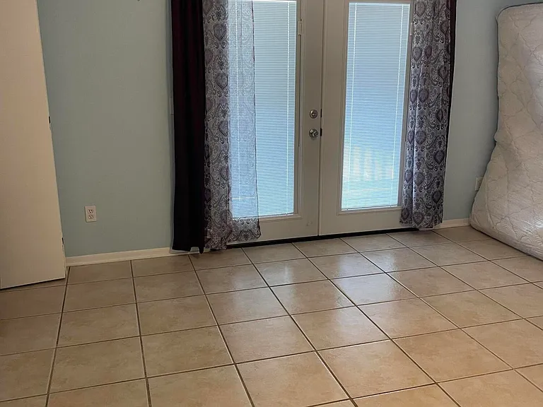 207 E 3rd St #207 — Photo 8