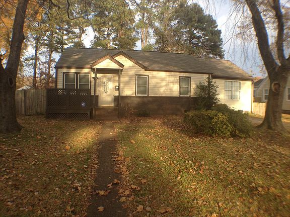 2nd image of 102 Maney Dr
