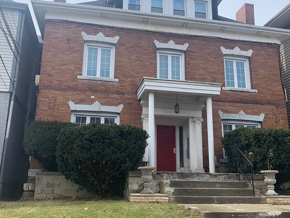1st image of 640 College St #6