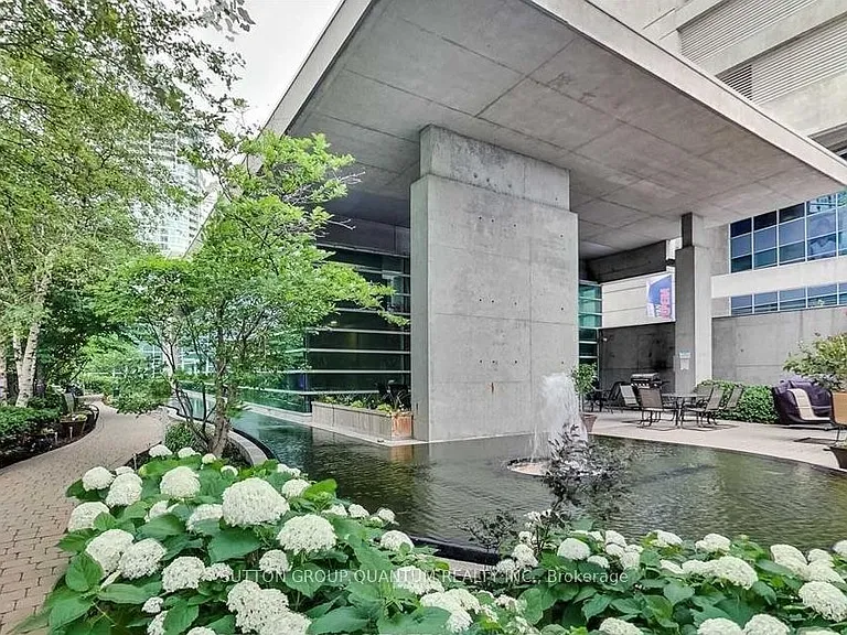 81 Navy Wharf Ct #3009 — Photo 25
