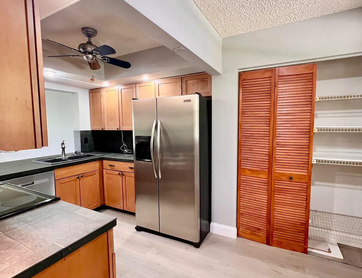 2 bed, 2.0 bath, 1090 sqft, $2,250 — Photo 4
