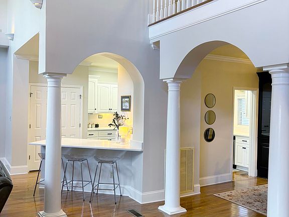 3rd image of 106 Abrum Ct
