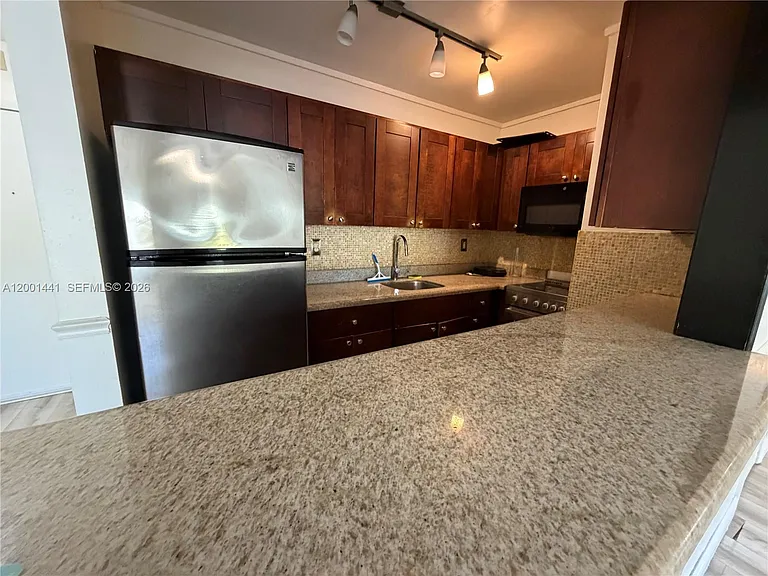 3582 NE 171st St #301 — Photo 7
