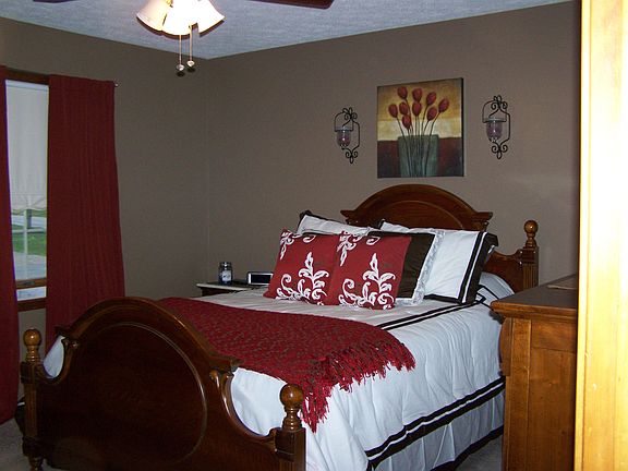 5th image of 123 Stafford Dr