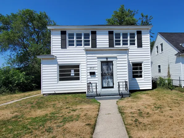 2031 Baker St, Muskegon Heights, MI 49444