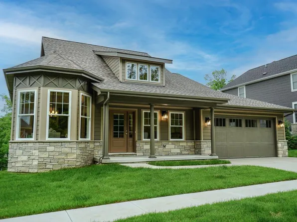 44 Ponca Trails, Kirkwood, MO 63122