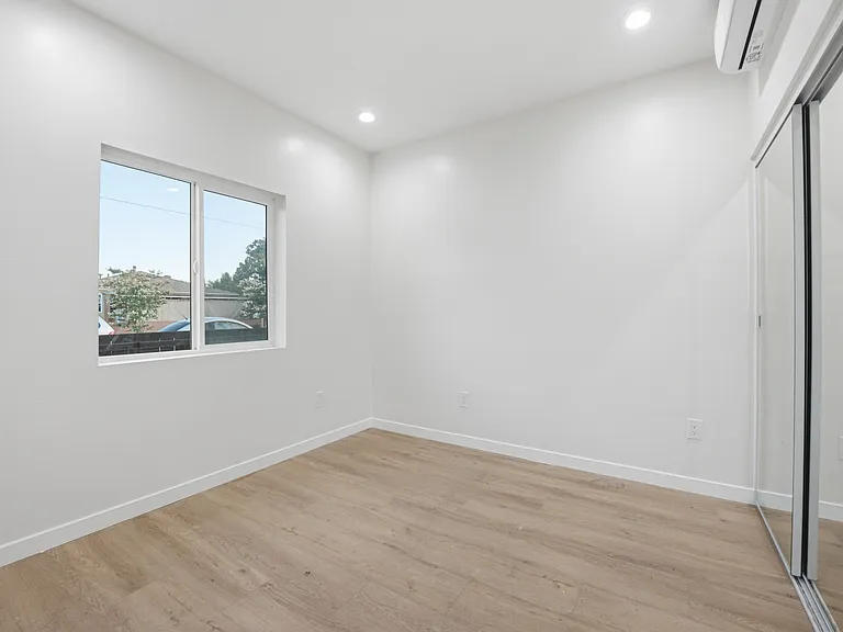 4104 F St #1 — Photo 14