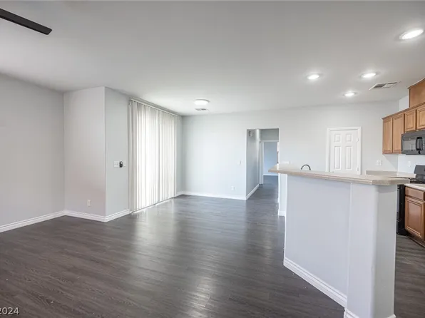 6255 W Arby Ave Unit 217, Las Vegas, NV 89118