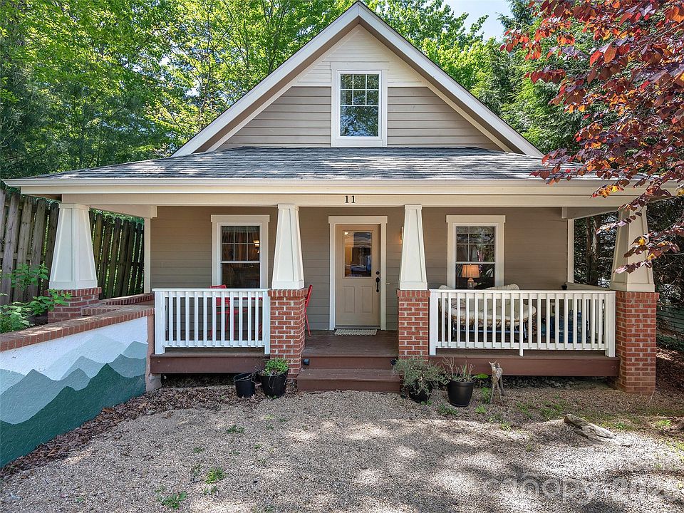 1st image of 11 Knotty Alder Ct