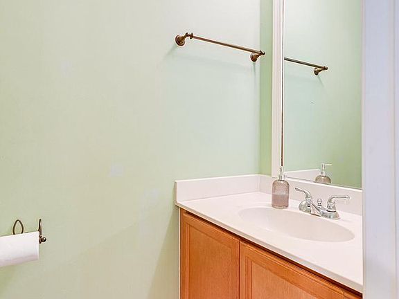 5th image of 5834 Wye Oak Commons Ct #17