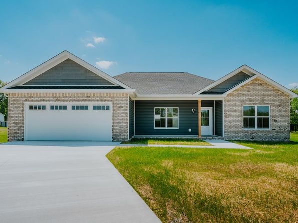 1262 Royal Ct, Madisonville, KY 42431