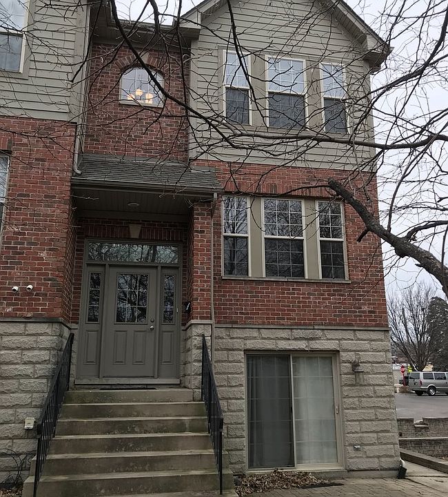 1st image of 285 N Wilmette Ave