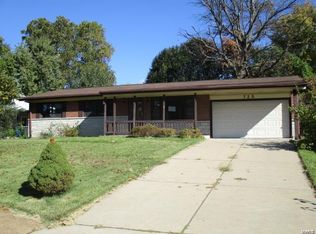 725 Mary Jo Ln, Hazelwood, MO
