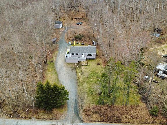 3rd image of 501 Sarty Rd