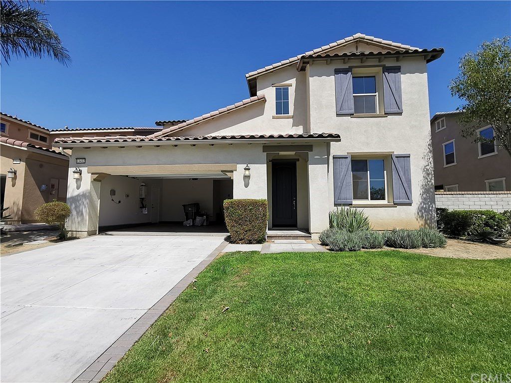 13432 Cactus Flower St Eastvale Ca 92880 Zillow