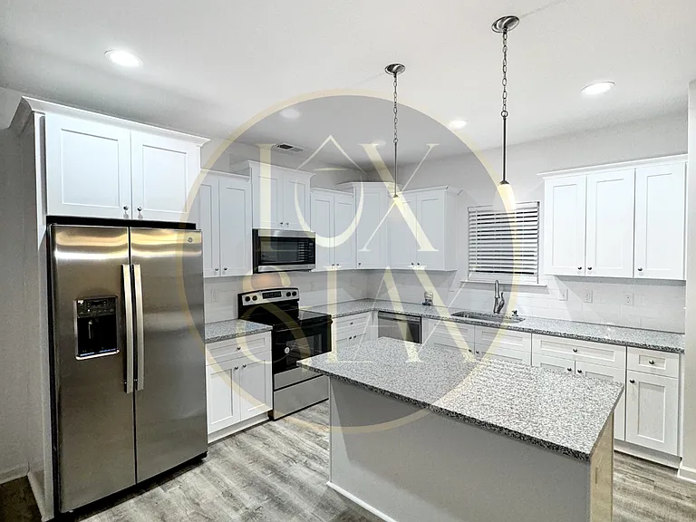 Kitchen| Stainless Steal Appliances