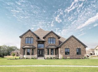 10116 Norwich Dr, Munster, IN 46321