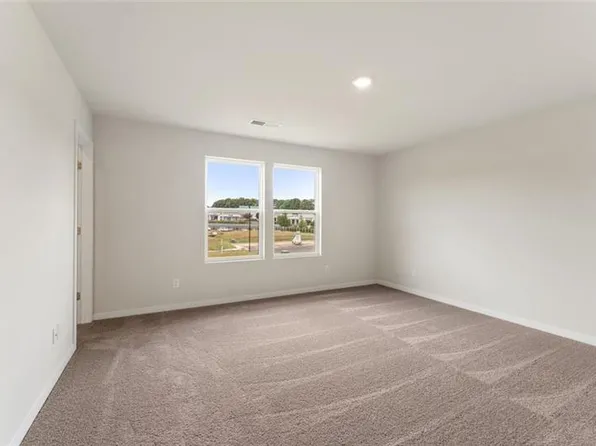 1303 Farmers Loop, Austell, GA