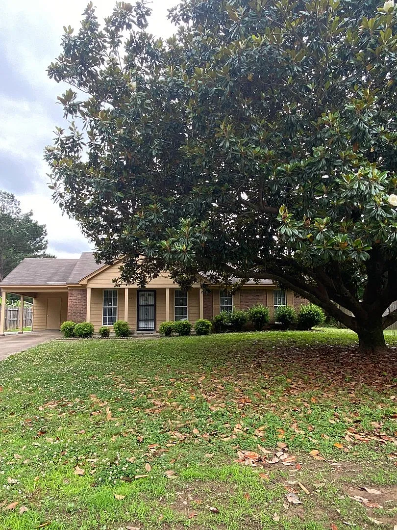 3525 Cornwall Cove Horn Lake, MS — Photo 1