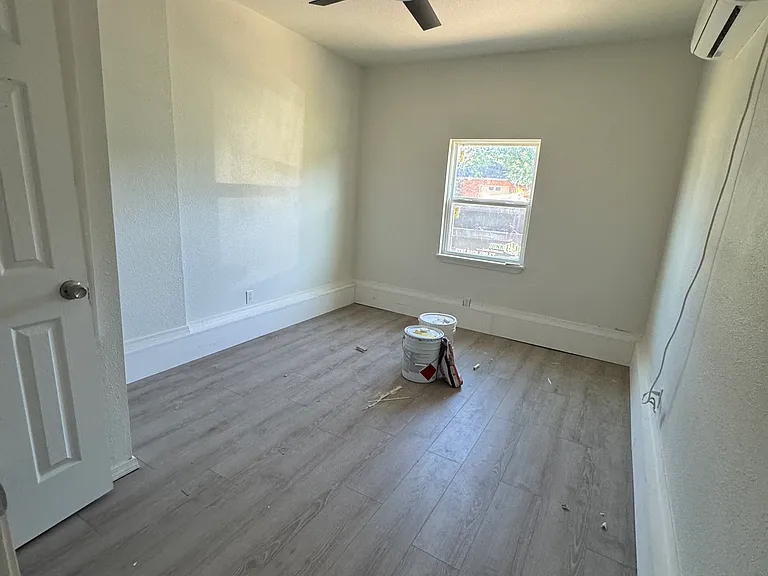 2213 Carlisle Rd — Photo 5