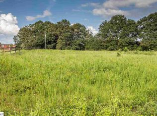 151 Berry Rd, Pelzer, SC 29669