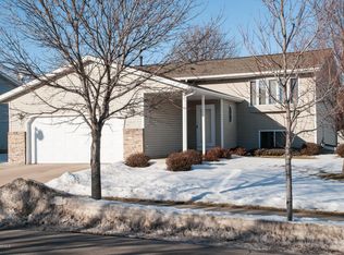 4423 8th St NW, Rochester, MN 55901