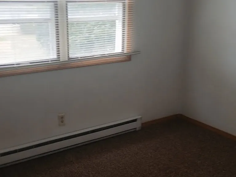204 E Indianwood Dr #8 — Photo 3
