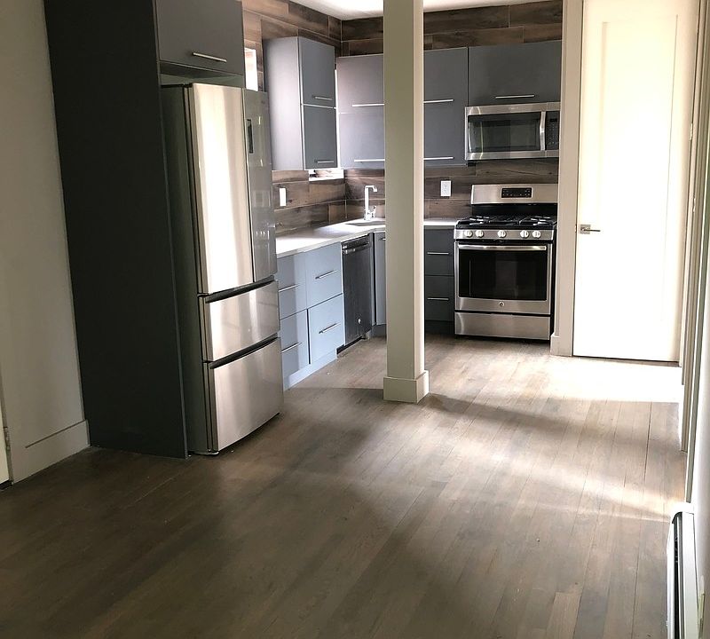 1st image of 215 E 117th St APT 20