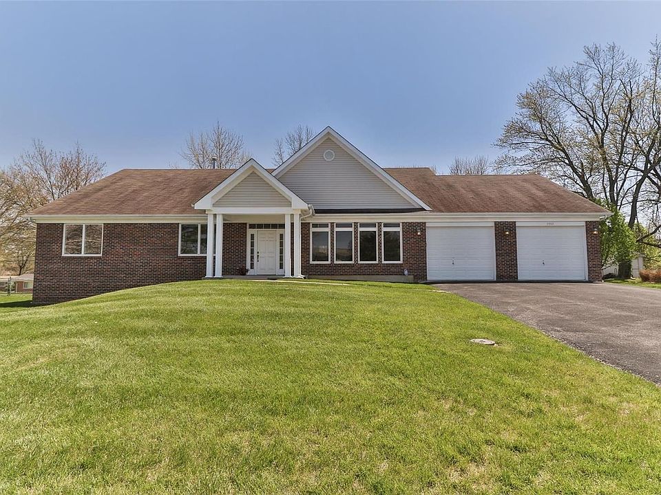 Welcome home to this spacious, newly constructed ranch in Ladue School District!