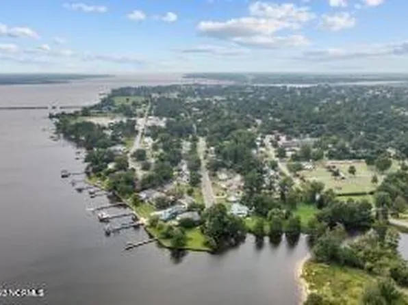 1808 National Avenue, New Bern, NC 28560