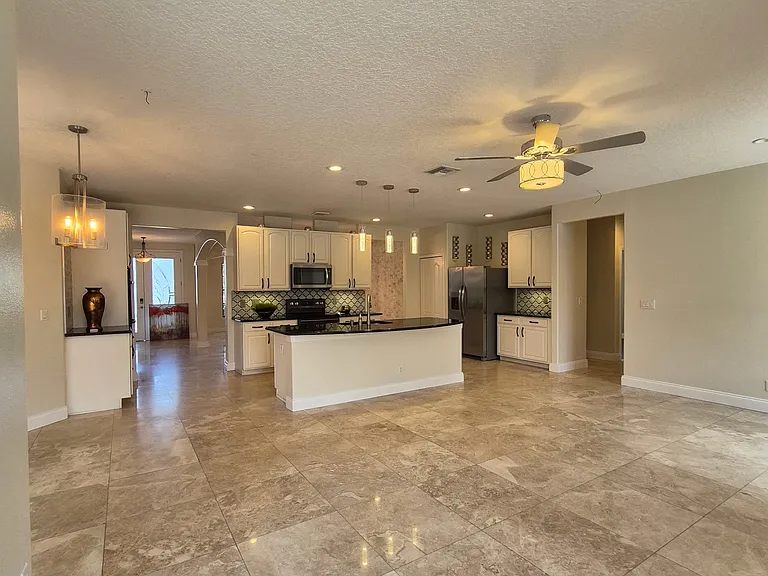 2988 Marbella Dr — Photo 12
