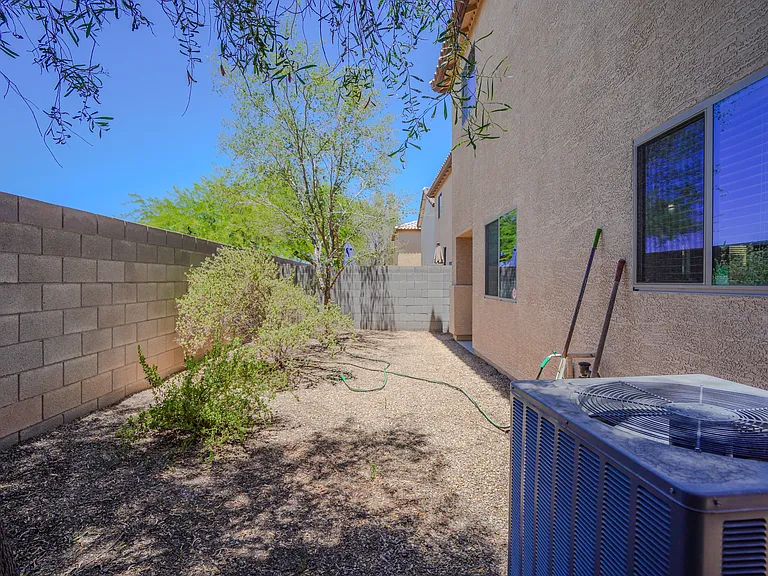 10225 W Camelback Rd #28 — Photo 27
