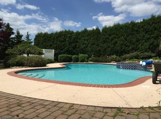 2 Augusta Dr, Flanders, NJ 07836