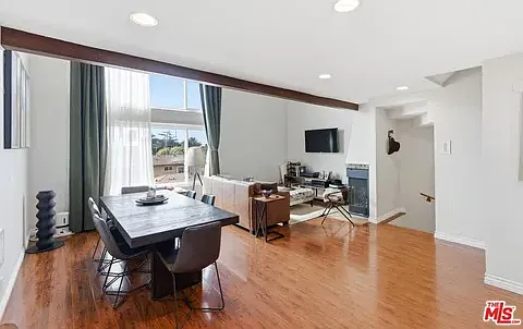 12438 Short Ave #3 — Photo 7