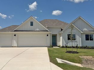 455 Barron Estate Dr, Lockhart, TX 78644