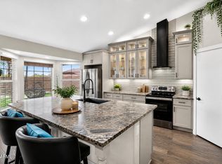 3242 N Ricardo Cir, Mesa, AZ 85215
