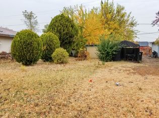 1013 E Toppenish Ave, Toppenish, WA 98948