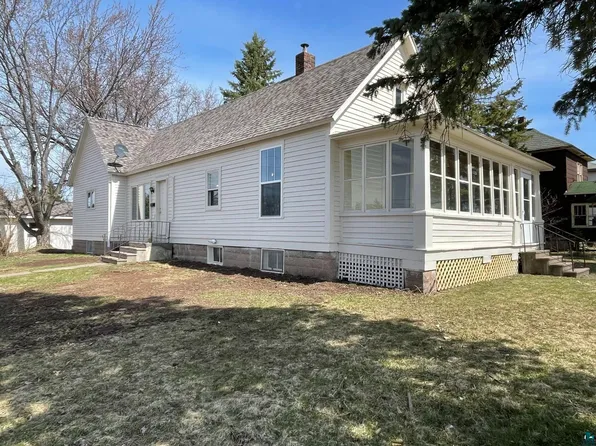 1705 5th St E, Ashland, WI 54806