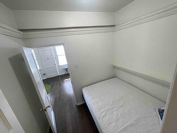 5th image of 1754 Lincoln Blvd #D