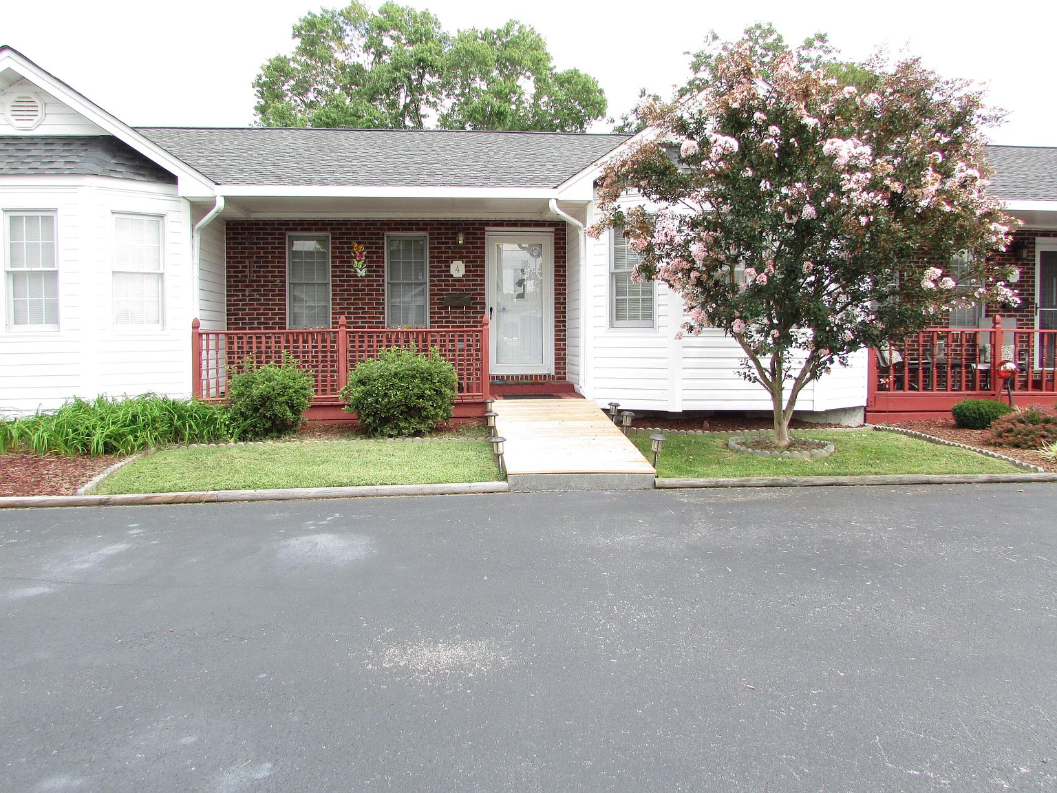 610 Race St APT 4, Elizabethton, TN 37643 Zillow