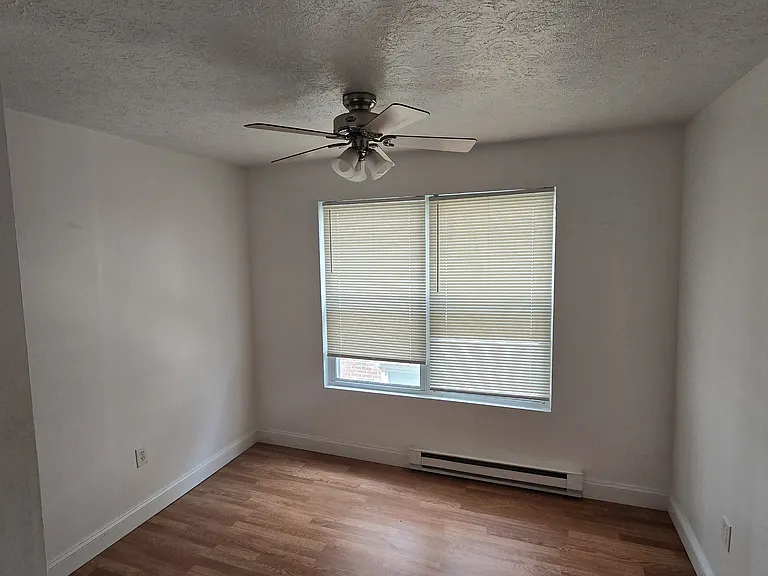 1412 W 110th St #203 — Photo 6