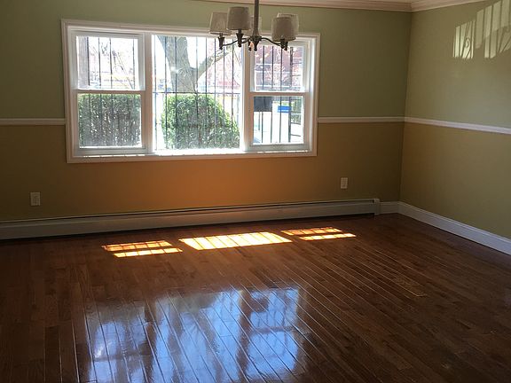 4th image of 21839 139th Ave