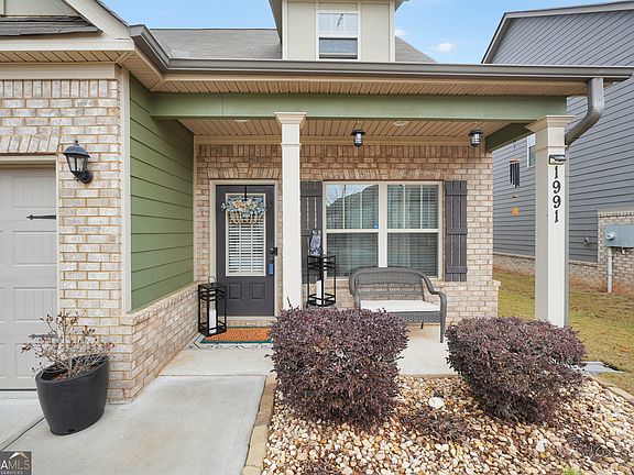 3rd image of 1991 Bridgewater Pass